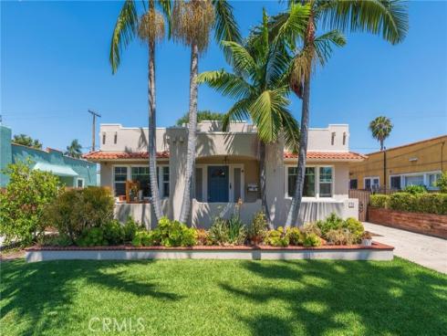 738 N. Lemon