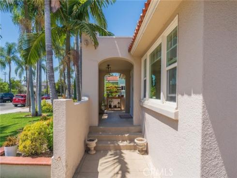 738 N Lemon , Anaheim, CA