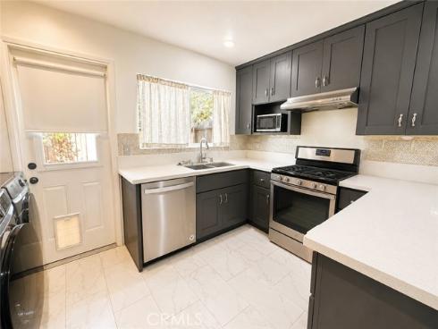 203 N Kodiak A Street, Anaheim, CA