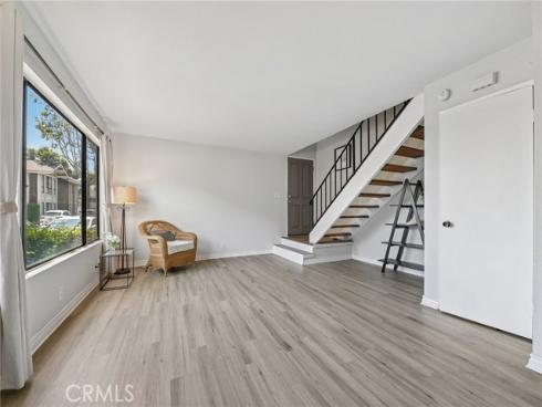 956 S Downey Place, Anaheim, CA