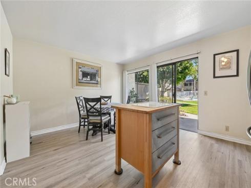 956 S Downey Place, Anaheim, CA