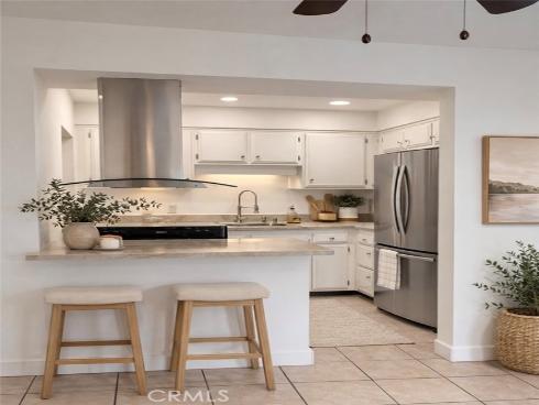 1765 W Glenoaks , Anaheim, CA