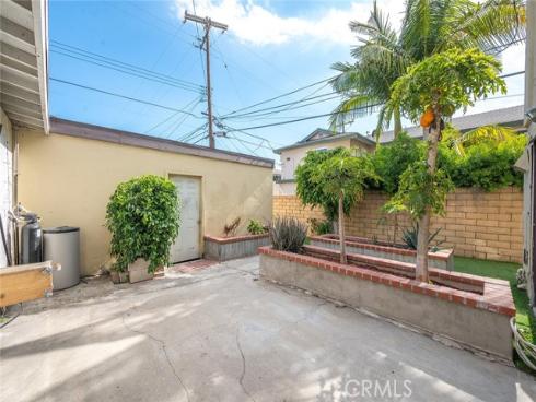 1804 W Glenoaks Avenue, Anaheim, CA