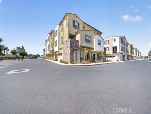 2410 E Agave 9 Street, Anaheim, CA