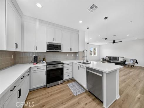 2410 E Agave 9 Street, Anaheim, CA