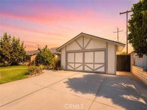 1968 W Chanticleer , Anaheim, CA