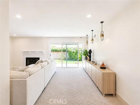 1968 W Chanticleer , Anaheim, CA