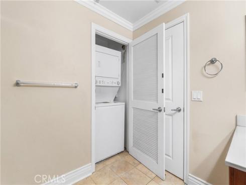 1801 E Katella 4036 , Anaheim, CA