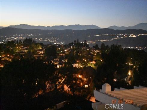 1011 S Mountcrest   Court, Anaheim, CA