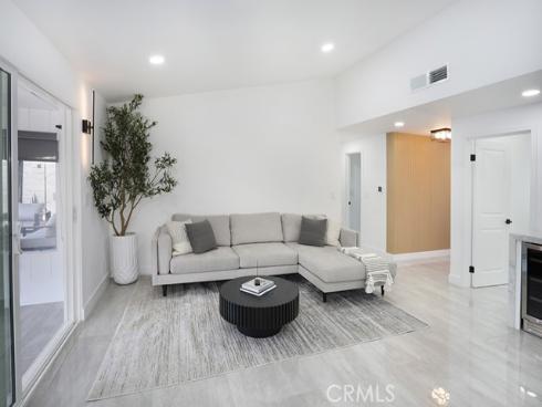 833 N Felicidad  , Anaheim, CA