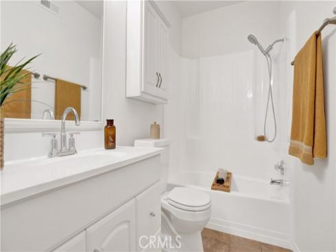 2160  W Wellington   Circle, Anaheim, CA