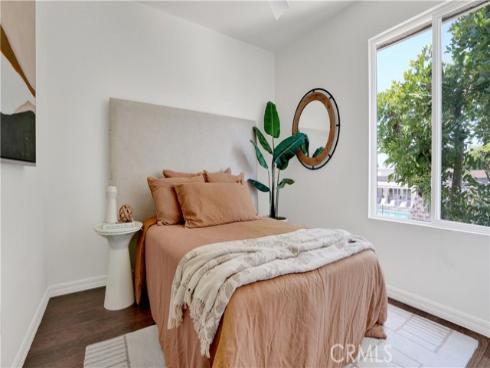 2160  W Wellington   Circle, Anaheim, CA