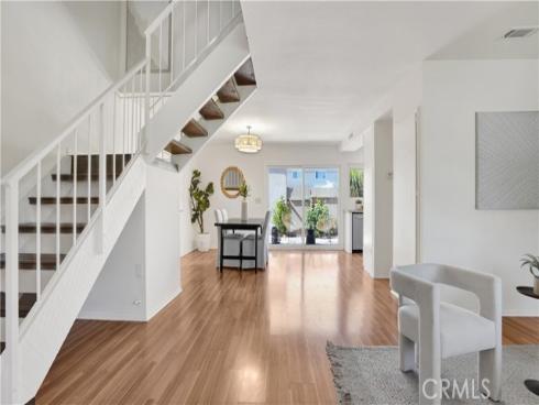 2160  W Wellington   Circle, Anaheim, CA