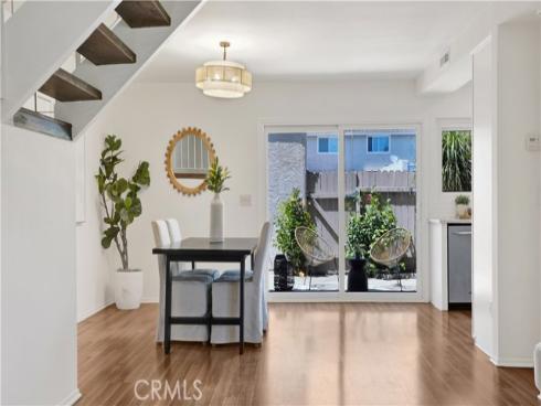 2160  W Wellington   Circle, Anaheim, CA