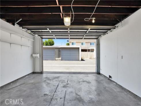 2160  W Wellington   Circle, Anaheim, CA