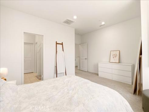 2953 W Lincoln 4 Avenue, Anaheim, CA