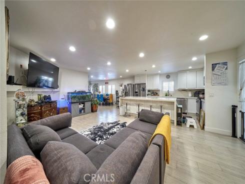 2513 W Mall Place, Anaheim, CA