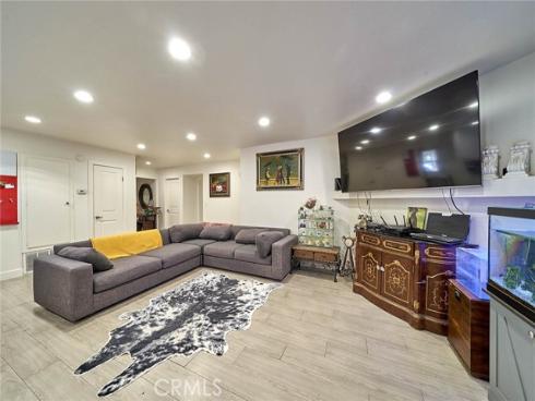 2513 W Mall Place, Anaheim, CA