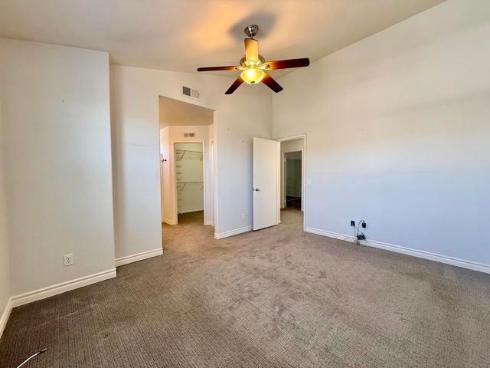 992 S Country Glen Way , Anaheim, CA