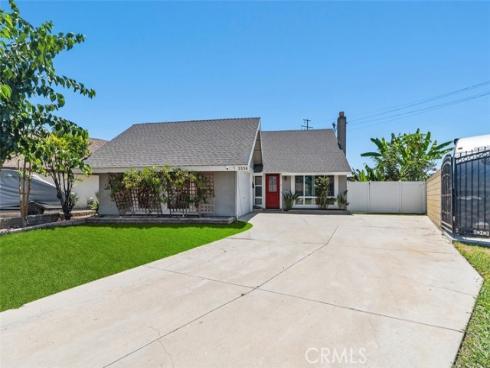 3338 E. Radcliffe