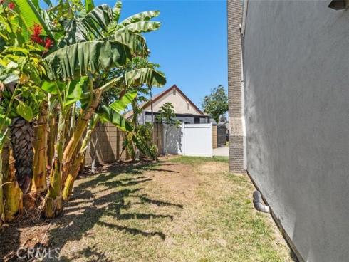 3338 E Radcliffe , Anaheim, CA