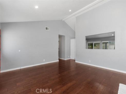 3338 E Radcliffe , Anaheim, CA