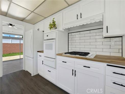 1777 W Siva , Anaheim, CA