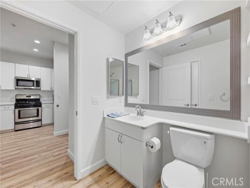 1801 E Katella 1096 Avenue, Anaheim, CA