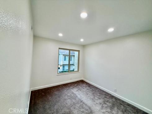 1021 W Lamark Ln , Anaheim, CA