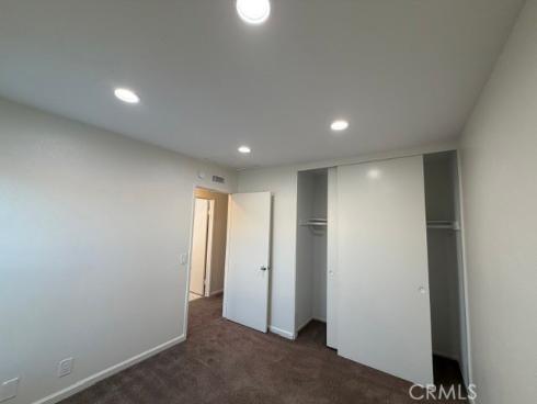 1021 W Lamark Ln , Anaheim, CA
