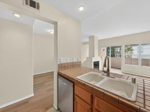 1040 S San Marino Way , Anaheim, CA
