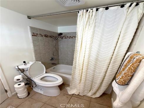 1950 W Glenoaks #a , Anaheim, CA