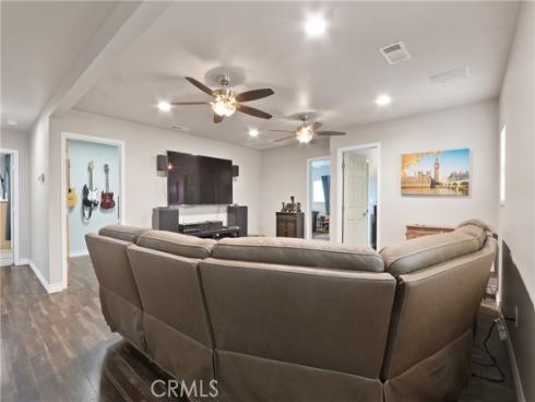 3129 W Olinda  , Anaheim, CA
