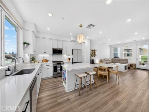 1649 W Lincoln Avenue 103 , Anaheim, CA