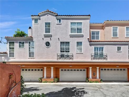 1010 S Volterra , Anaheim, CA