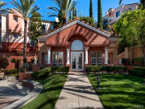 1010 S Volterra , Anaheim, CA