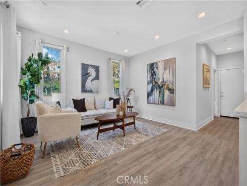 340 S Auburn Heights , Anaheim, CA