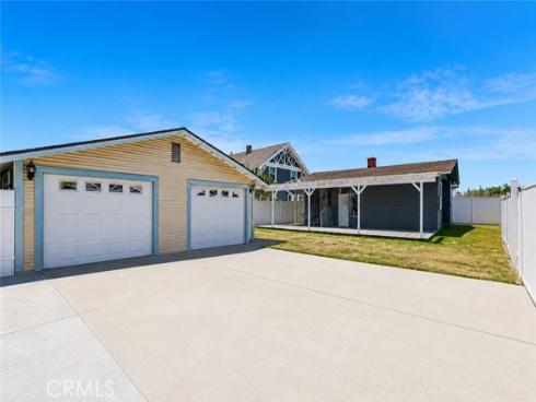 117 E Sycamore , Anaheim, CA