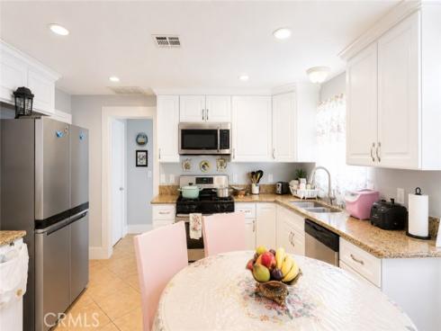 117 E Sycamore , Anaheim, CA