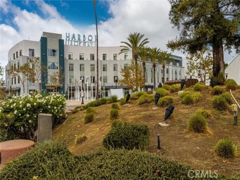435 W Center Street Promenade 226 , Anaheim, CA