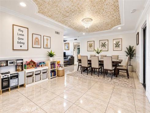 10212 Sherrill , Anaheim, CA
