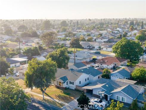 2129 W Cerritos , Anaheim, CA