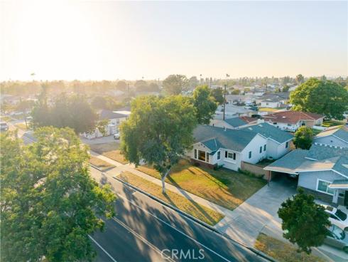 2129 W Cerritos , Anaheim, CA