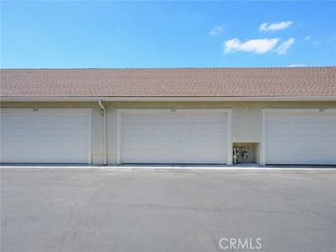 1700 W Cerritos 206 , Anaheim, CA