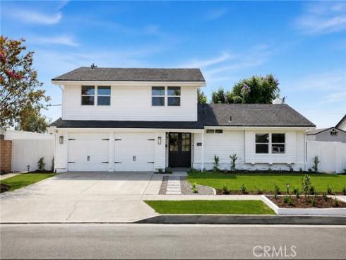 1143 S. Chantilly Street