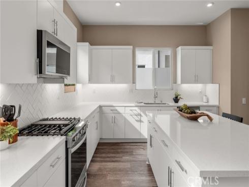 1423 W Cara , Anaheim, CA