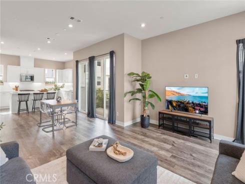 1423 W Cara , Anaheim, CA