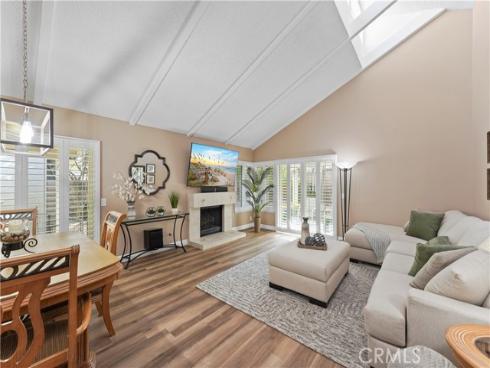 1153 N Outrigger , Anaheim, CA