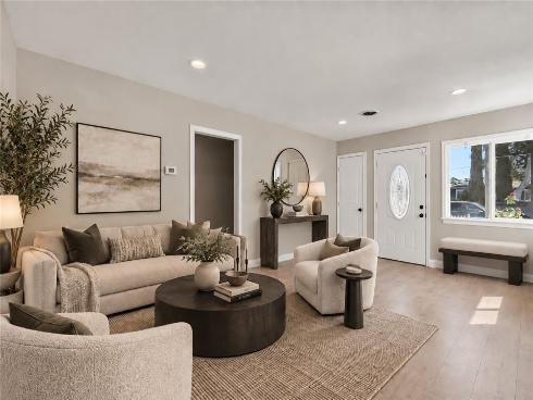611 S Pine , Anaheim, CA