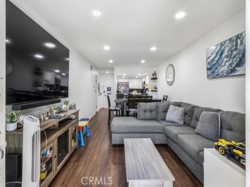278 N Wilshire 129 , Anaheim, CA